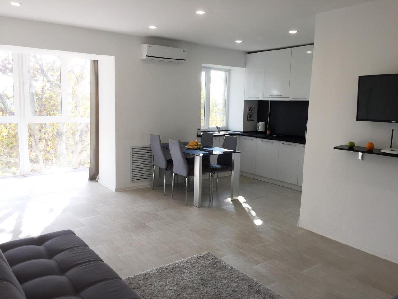 Top View Apartment In The Center Cherson Exteriör bild